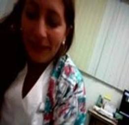 Enfermeira chupando rola caiu na net